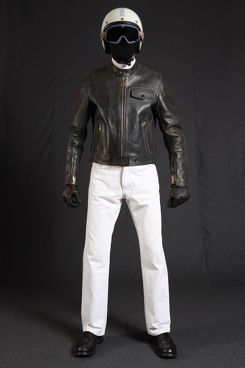 BiondoEndurance_Motorräder_LGB_005_Leather-Jacket_BRG_Portrait_Front