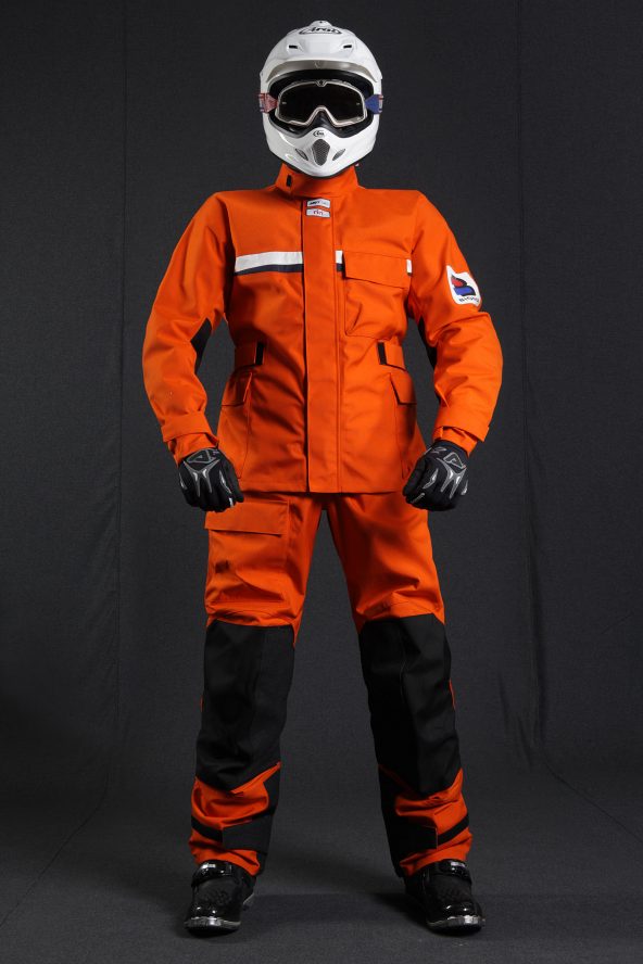 BiondoEndurance_Motorräder_GL_0001_Jacket_MoroccoOrange_Portrait_Front