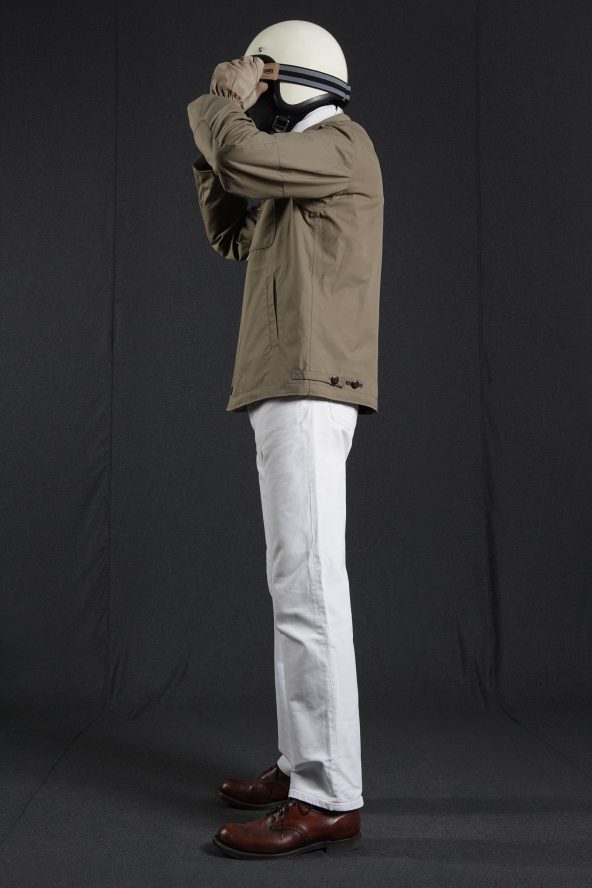 BiondoEndurance_HeavyDuty_GB_0002_Jacket-Short_Khaki_Portrait_Side
