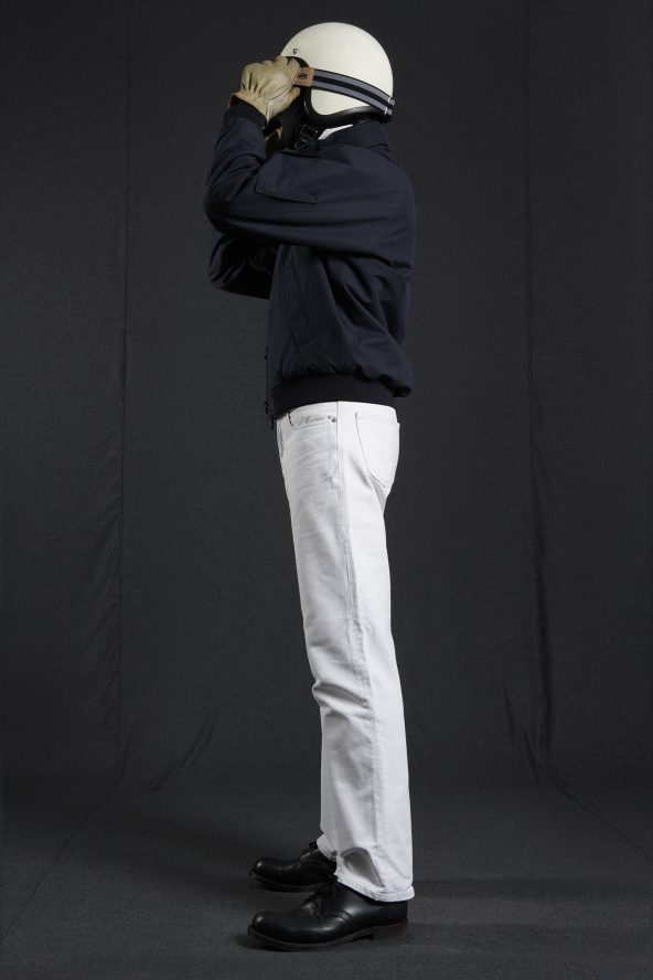 BiondoEndurance_HeavyDuty_GB_0004_Blouson_DkNavy_Portrait_Side