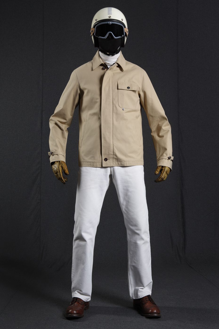 BiondoEndurance_HeavyDuty_GB_0006_Jacket-Short_Sand_Portrait_Front