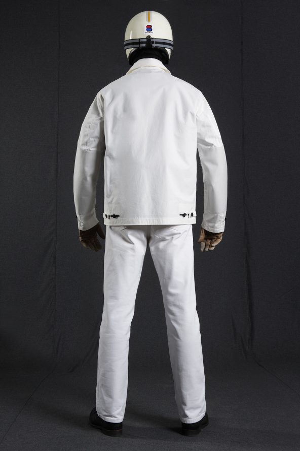 BiondoEndurance_HeavyDuty_GB_0006_Jacket-Short_White_Portrait_Back