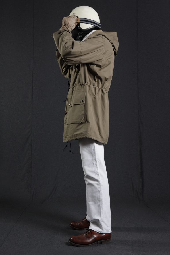BiondoEndurance_HeavyDuty_GL_0004_Parka_Khaki_Portrait_Side