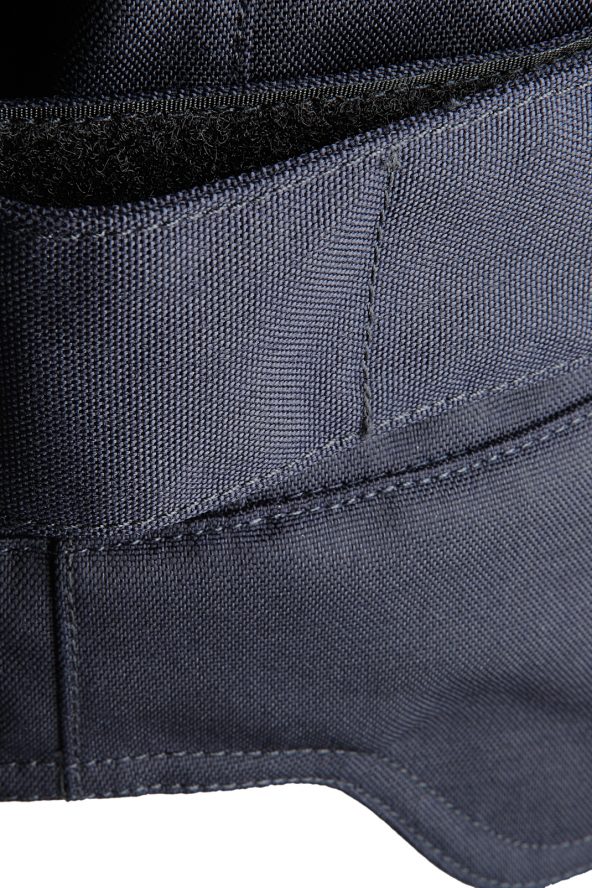 BiondoEndurance_Motorräder_GB_0003_Short-Jacket_DeepBlue_Side_Adjusters