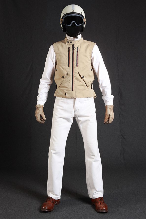 BiondoEndurance_Motorräder_GLT_004_Vest_Khaki_Ddrill_Portrait_Front