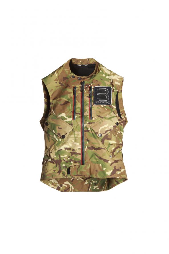 BiondoEndurance_Motorräder_GLT_004_Vest_UK-Monsoon_Still
