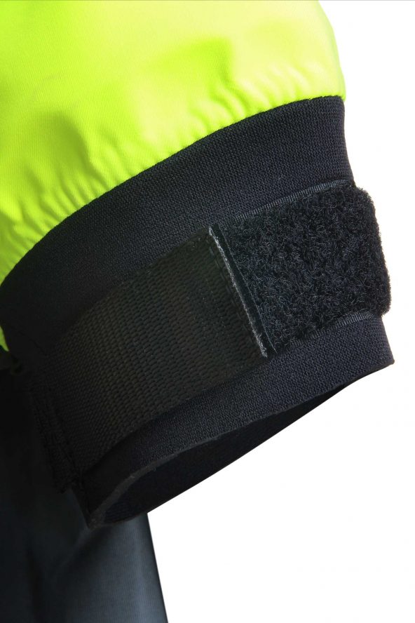 BiondoEndurance_SaltyDog_GL_0011_EmergencyCag_Vert._Neoprene_Cuffs