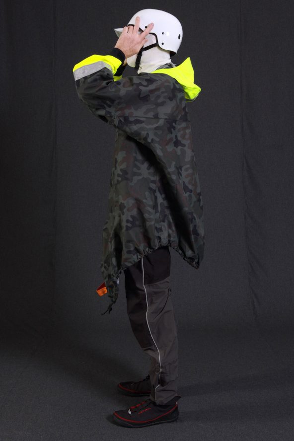 BiondoEndurance_SaltyDog_GL_0011_EmergencyCag_Vert._Portrait_Side