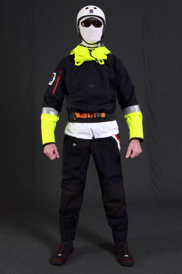 BiondoEndurance_SaltyDog_PT_0012_Trousers_DeepBlue+GB_0012_Portrait_Front