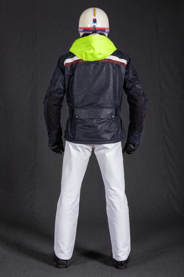 BiondoEndurance_Motorräder_GB_0009_Jacket-MkIII_NavyBlue_CottonCanvas_Portrait_Back