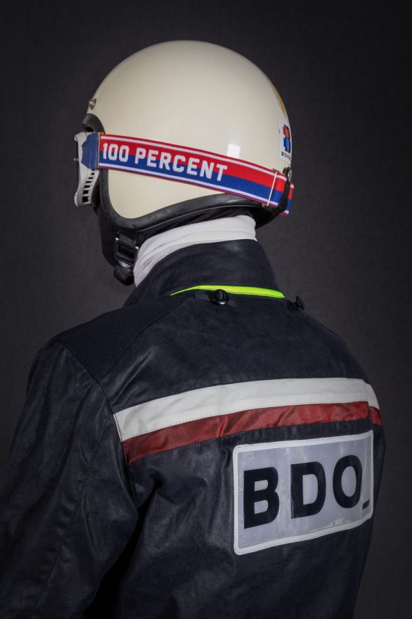 BiondoEndurance_Motorräder_GB_0009_Jacket-MkIII_RacingUnit_NavyBlue_CottonCanvas_UsaCrop_Back