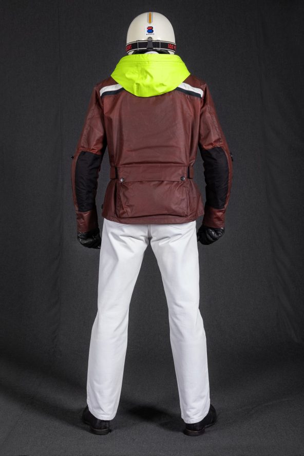 BiondoEndurance_Motorräder_GB_0009_Jacket-OxBlood_Jasta11_Portrait_Back