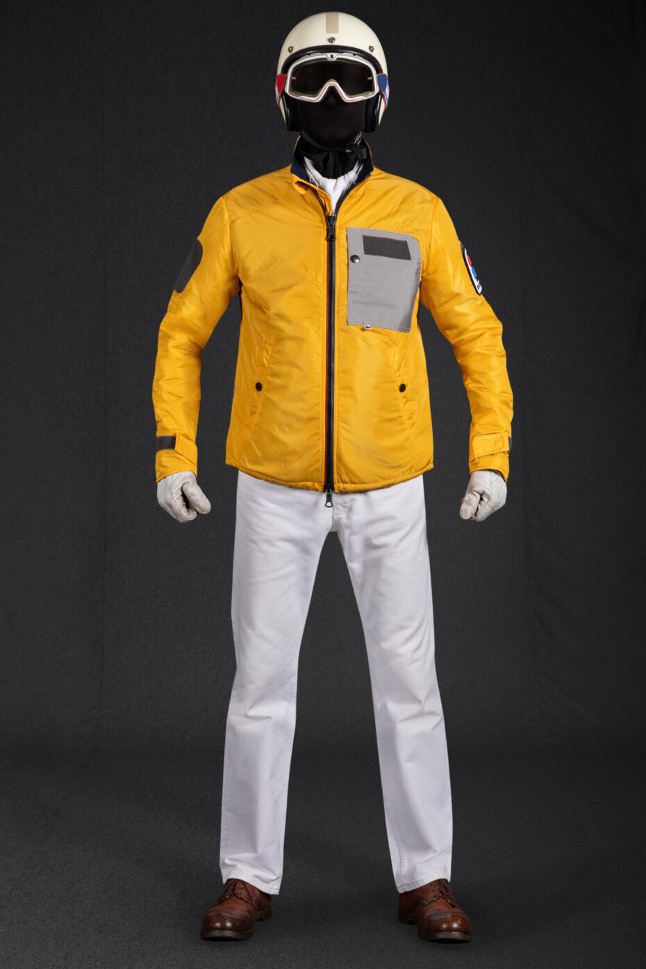 GL_0016 Quarry Yellow Front View